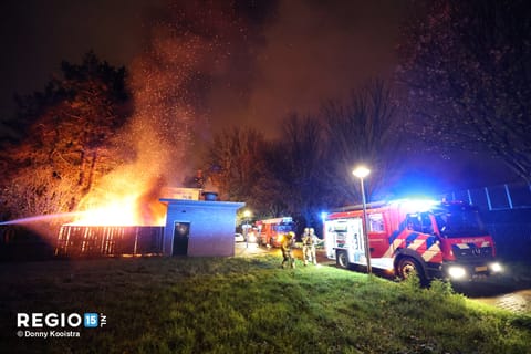 Tuinhuisje W.H. Van Leeuwenlaan verwoest door felle brand