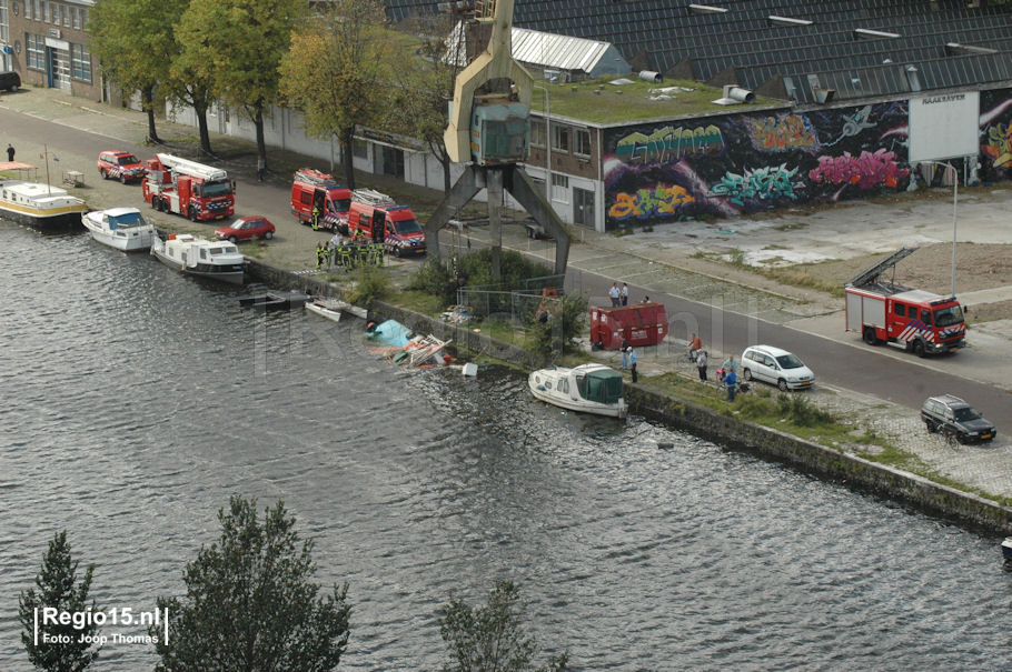 WJT-Gezonken boot Callandkade sept 2011 002