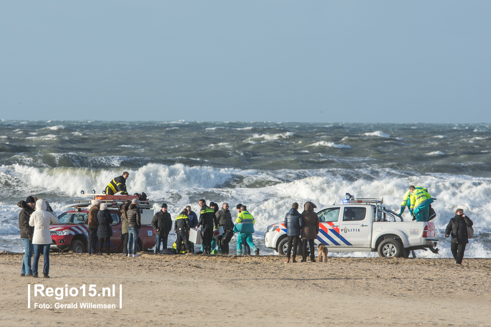 w Kitesurfer 26 12 2016 scheveningen 5