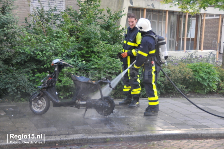 w-scooter_in_brand_voorburg_007